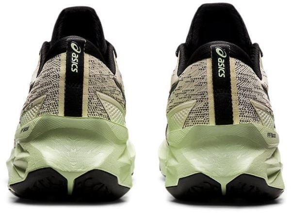 ASICS SHOES | NOVABLAST 2 - Birch/Black