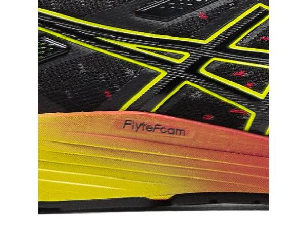 ASICS SHOES | DYNAFLYTE 4 - Speed Red/Black