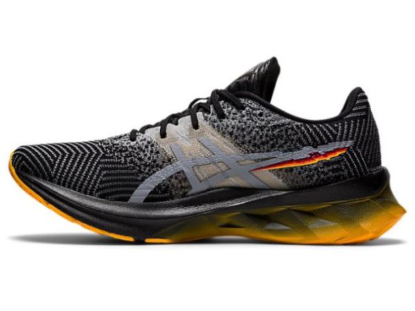 ASICS SHOES | NOVABLAST - Black/Sheet Rock