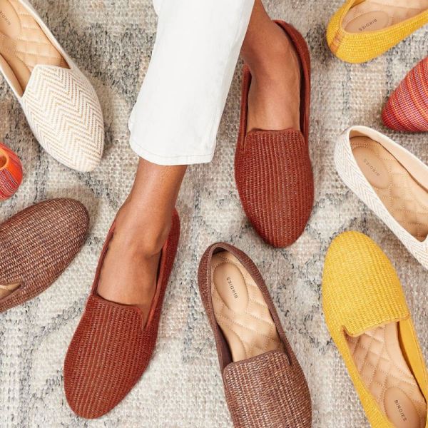 Birdies | The Starling-Red Woven Women Flat-Paprika