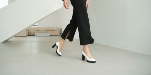 ECCO SHOES -SHAPE SCULPTED MOTION 75 PUMPS-BRIGHT WHITE