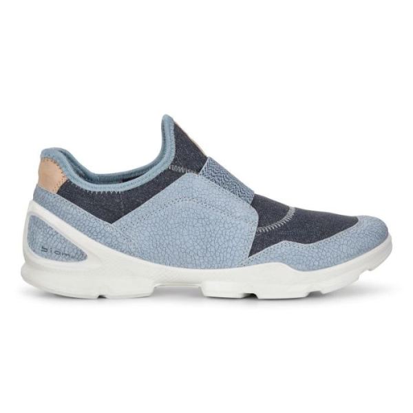 ECCO SHOES -BIOM STREET. WOMEN'S SLIP-ON-DUSTY BLUE/MARINE