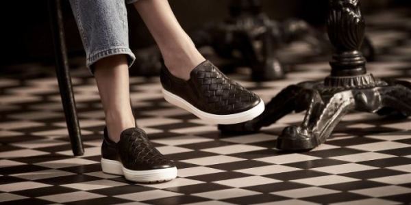 ECCO SHOES -WOMEN'S SOFT 7 WOVEN-BLACK