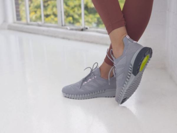 ECCO SHOES -ZIPFLEX WOMEN'S LOW TEX SHOES-SILVER GREY/SILVER GREY