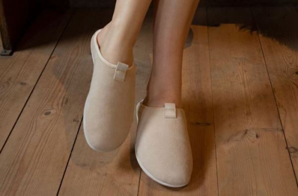 ECCO SHOES -EASY WOMEN SLIP-ON-LIMESTONE