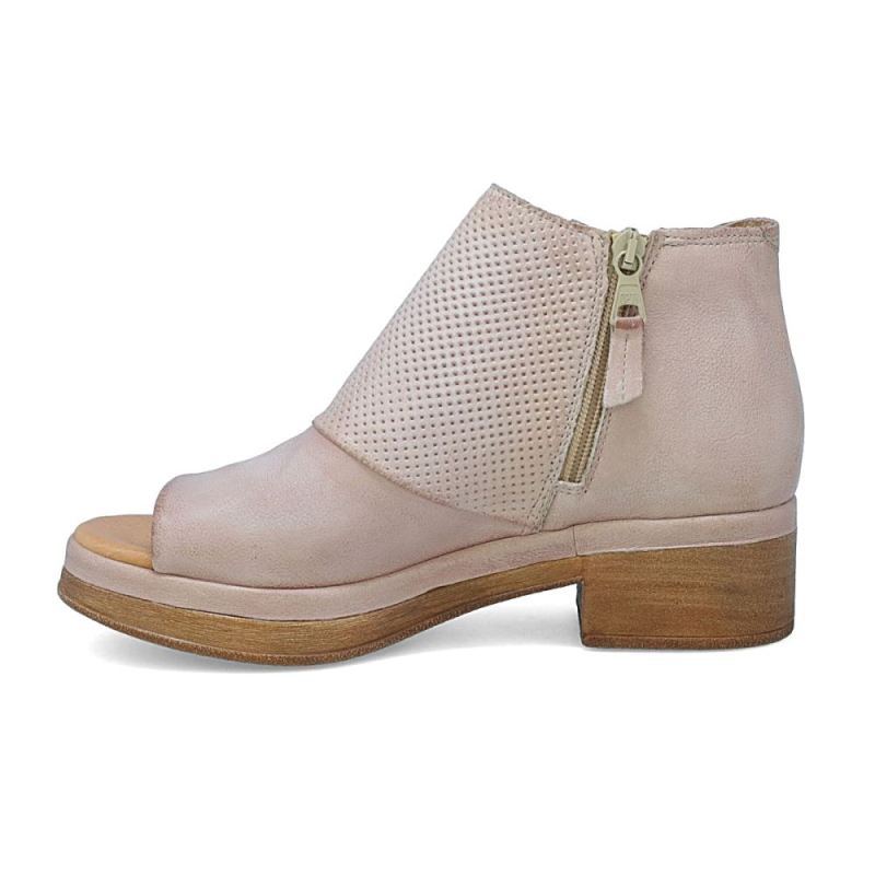 MIZ MOOZ WOMEN'S LIBRA - FINAL SALE-Pearl
