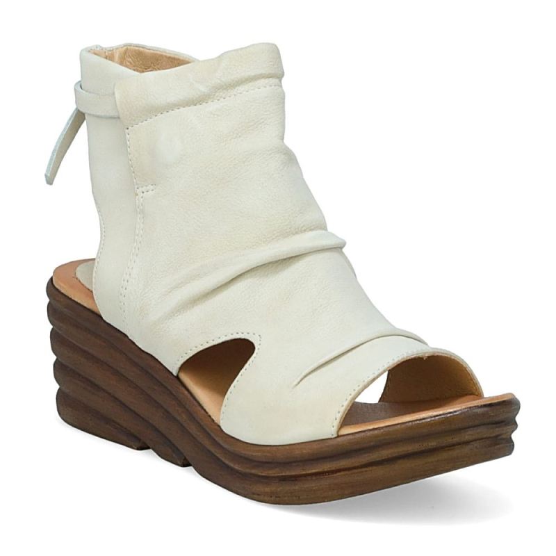 MIZ MOOZ WOMEN'S ANNA-Scarlet
