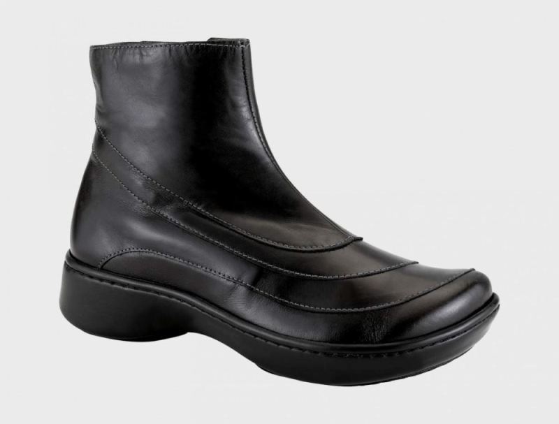 Naot | Tellin-Black Madras Leather