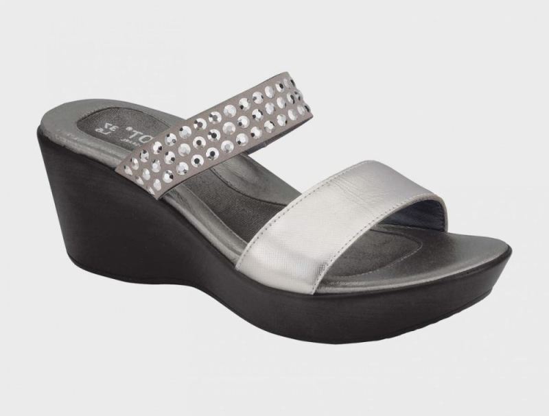 Naot | Response-Silver Luster