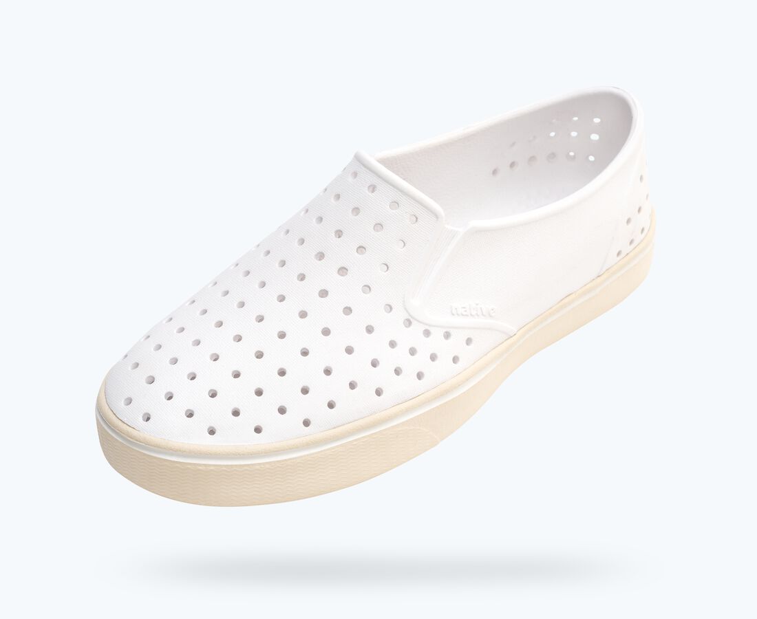 Native Shoes Women's Miles Wanderfoam&trade; - Shell White/ Bone White