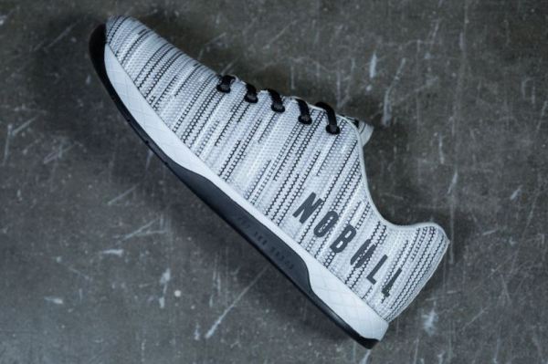 NOBULL WOMEN'S SHOES GREY LINEAR TRAINER
