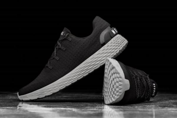 NOBULL WOMEN'S SHOES BLACK GREY RIPSTOP RUNNER
