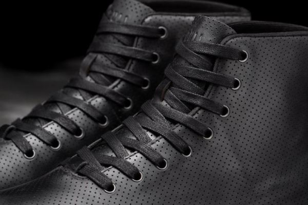 NOBULL MEN'S SHOES HIGH-TOP BLACK DARK GUM LEATHER TRAINER