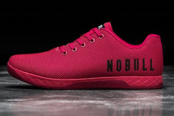 NOBULL WOMEN'S SHOES MAGENTA TRAINER