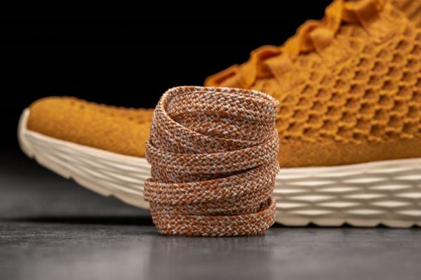 NOBULL MEN'S SHOES GOLDEN KNIT RUNNER
