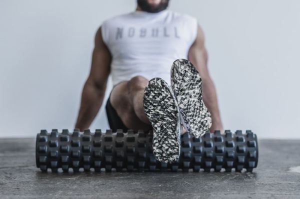 NOBULL MEN'S SHOES WILD GRANITE KNIT RUNNER
