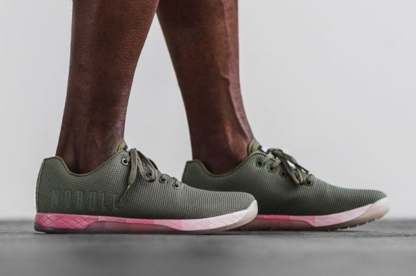 NOBULL MEN'S SHOES ARMY PINK GRADIENT TRAINER