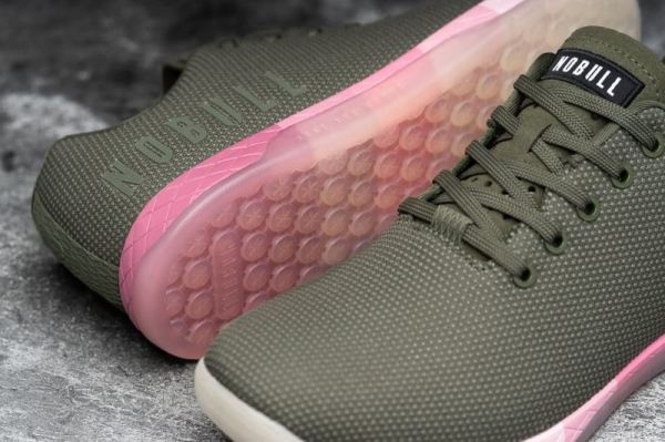 NOBULL MEN'S SHOES ARMY PINK GRADIENT TRAINER