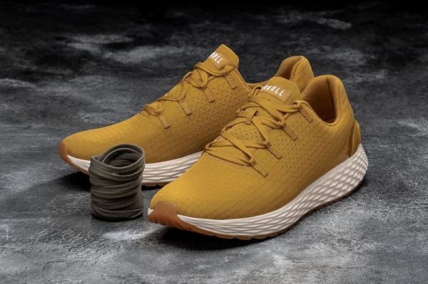 NOBULL WOMEN'S SHOES WHEAT RIPSTOP RUNNER