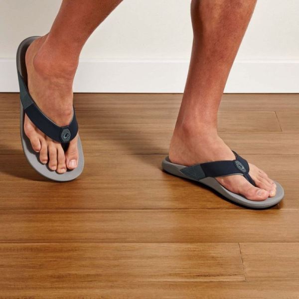 Olukai Men's Malanai - Ombre Blue / Sharkskin