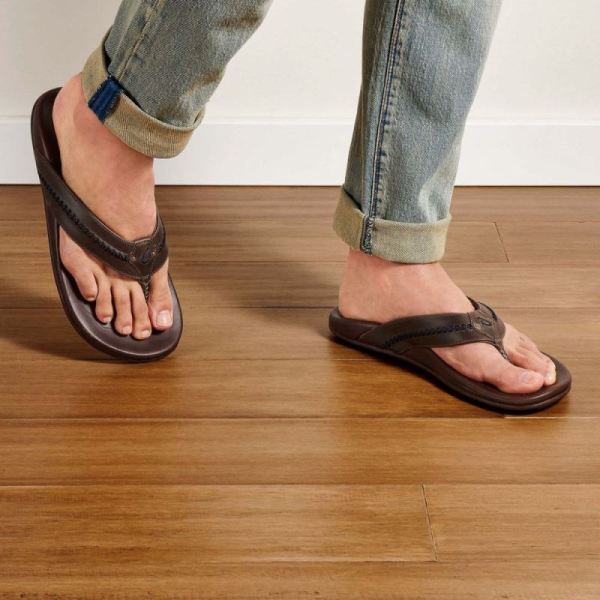 Olukai Men's Mea Ola Leather Sandals - Dark Shadow / Mustang