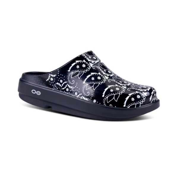 Oofos Women's OOcloog Limited Edition Clog - Black Bandana