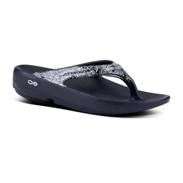 Oofos Women's OOlala Limited Sandal - Black Bandana