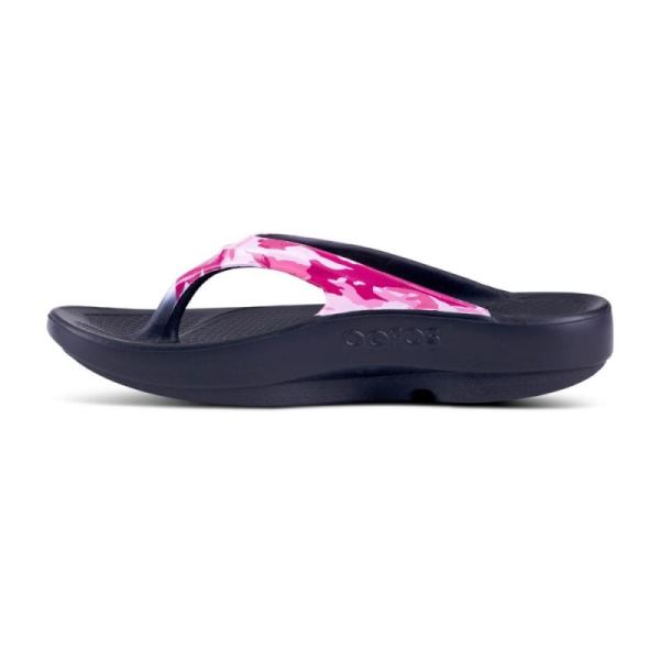 Oofos Women's OOlala Limited Sandal - Project Pink Camo