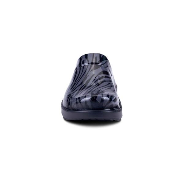 Oofos Women's OOcloog Limited Edition Clog - Gray Zebra