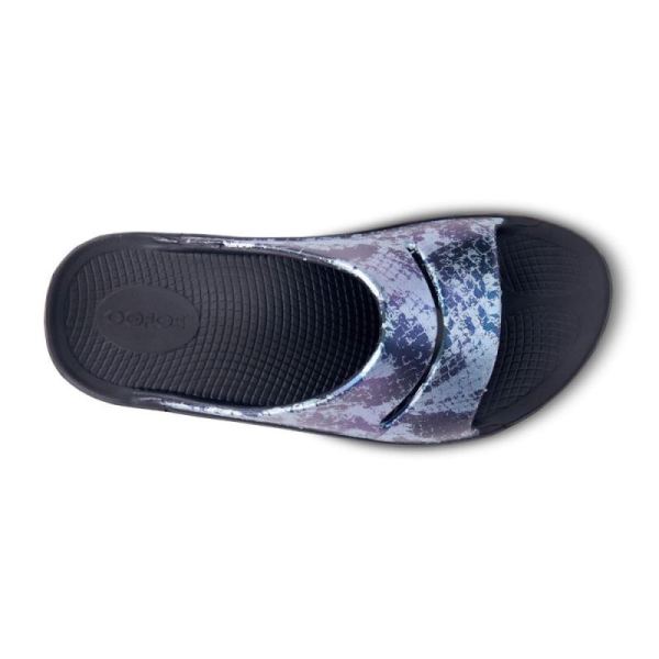 Oofos Women's OOahh Luxe Slide Sandal - Metallic Blue Snake