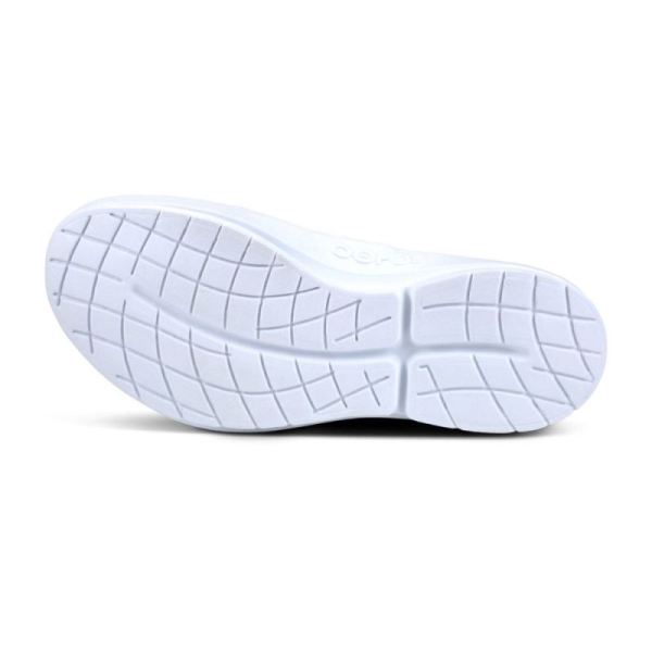 Oofos Women's OOmg Low Shoe - White