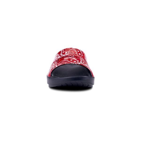 Oofos Women's OOahh Luxe Slide Sandal - Red Bandana