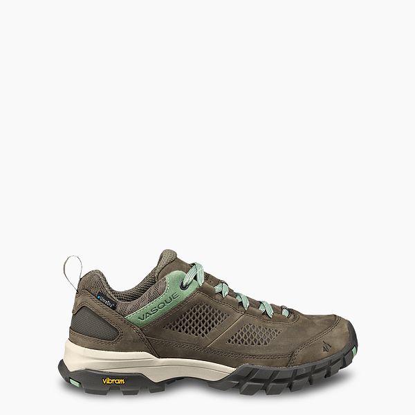 VASQUE BOOTS TALUS AT LOW ULTRADRY WOMEN'S WATERPROOF HIKING SHOE IN BROWN/GREEN