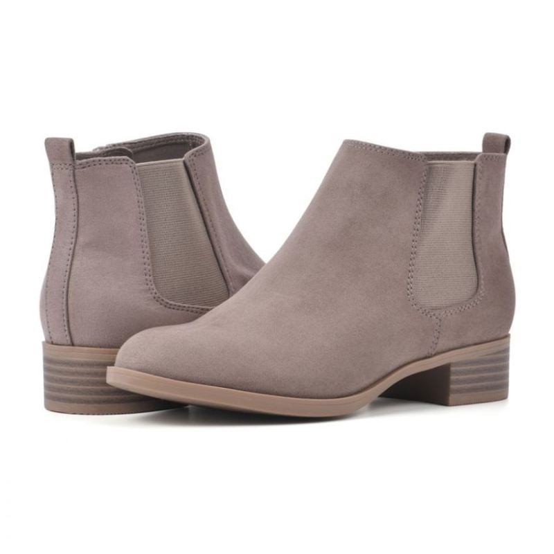 White Mountain | Women's Gabby Bootie-Taupe Fabric
