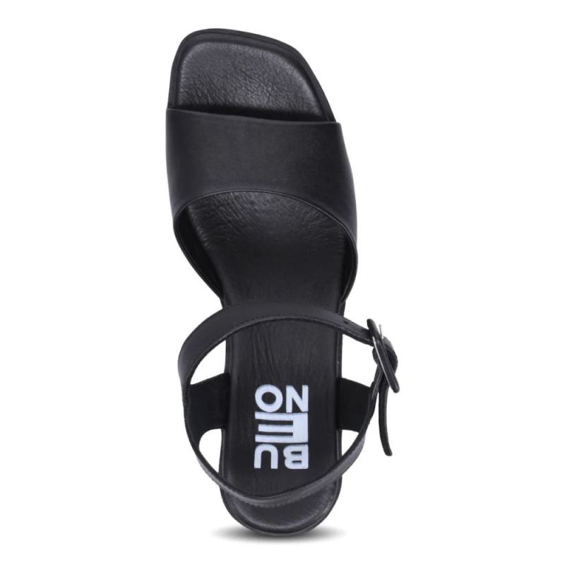 BUENO | WOMEN'S FRANCIS WEDGED SANDAL-BLACK