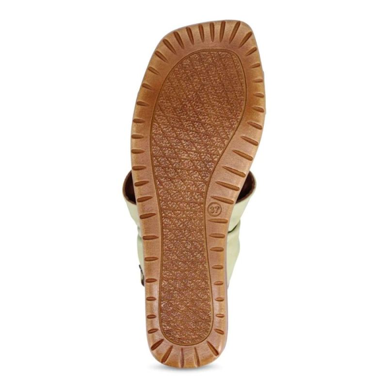 BUENO | WOMEN'S MAYA WEDGE SANDAL-HONEYDEW