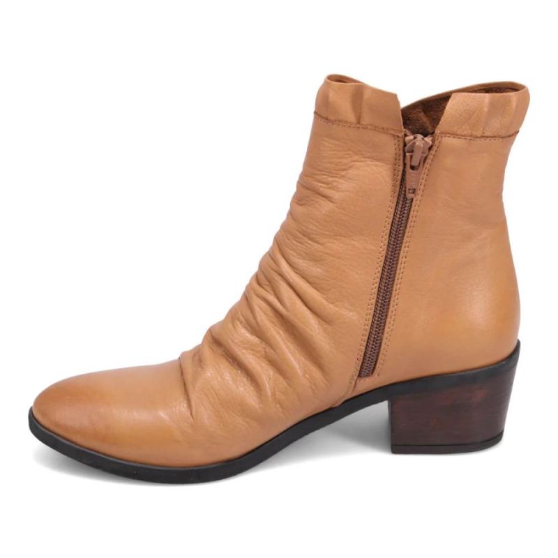 BUENO | WOMEN'S CONNIE ANKLE BOOT-OAK