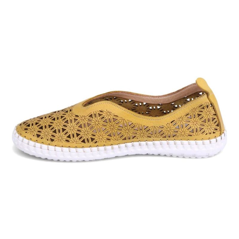 BUENO | WOMEN'S DAISY SLIP ON II-YELLOW
