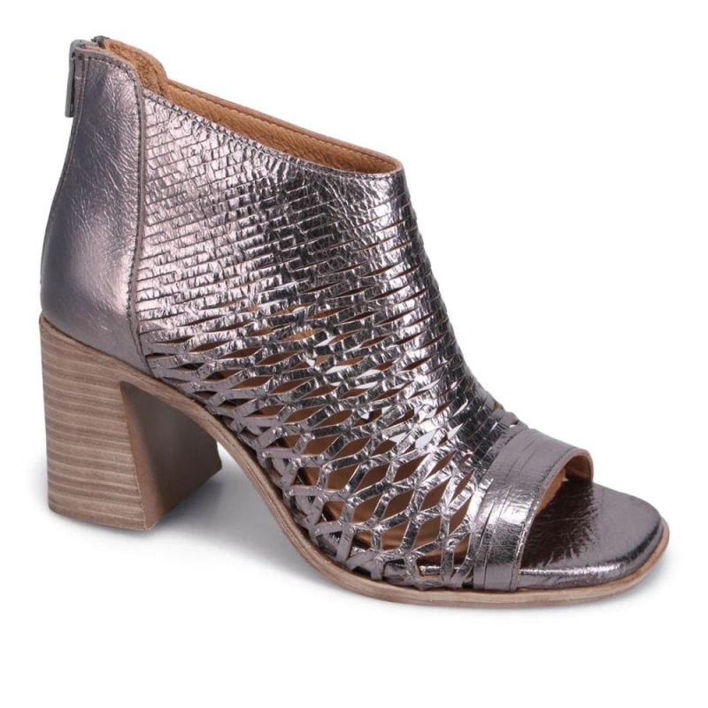 BUENO | WOMEN'S JOEY HEELED SANDAL-PEWTER METALLIC