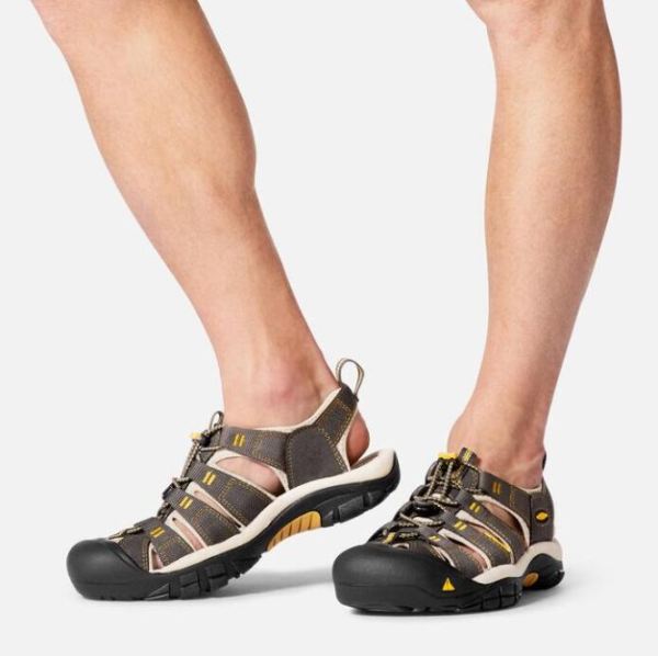 Keen | Men's Newport H2-RAVEN/ALUMINUM