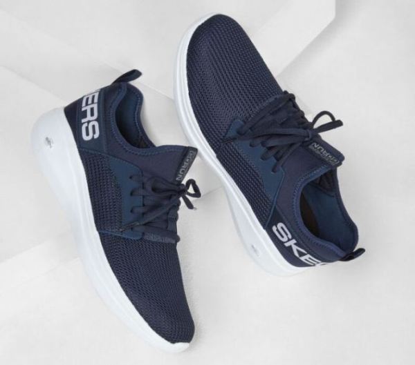 Skechers Men's GOrun Fast - Valor