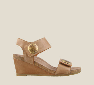 Taos | Women's Carousel 3-Tan