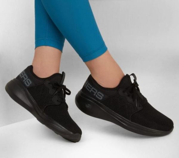 Skechers Women's GOrun Fast - After Hours