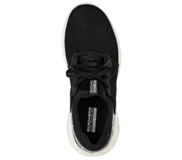 Skechers Women's GOrun Fast - After Hours